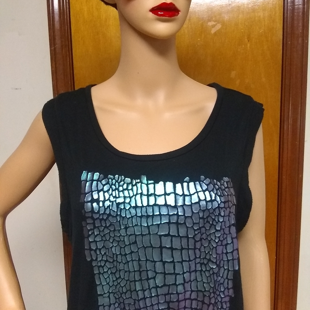Blouse - Picture 2 of 3